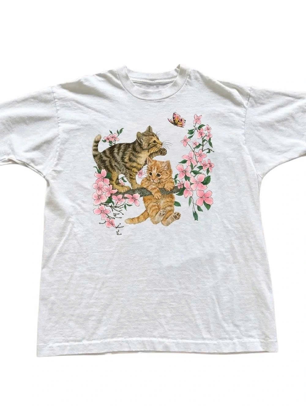 Classic White Cat Graphic Tee with Pink Floral Design